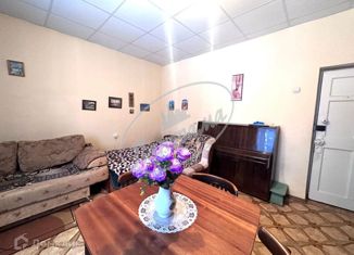 Продаю комнату, 60 м2, Калуга, улица Глаголева, 38, Московский округ