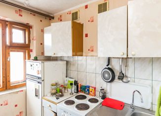 Продажа 2-комнатной квартиры, 44 м2, Тюменская область, проспект Ленина, 32