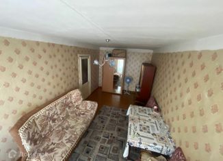 Продается двухкомнатная квартира, 39.4 м2, Артёмовский, Заводская улица, 73