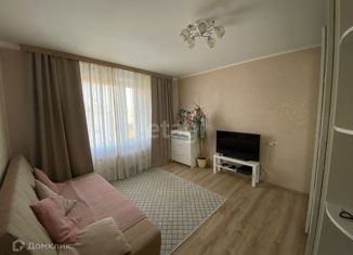 Продажа 2-ком. квартиры, 37 м2, Москва, улица Богданова, 6, улица Богданова