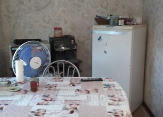 Продажа 2-комнатной квартиры, 62 м2, посёлок городского типа Советский, улица 50 лет СССР, 15