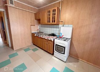 Продаю 2-ком. квартиру, 53.7 м2, поселок Воротынск, Школьная улица, 16