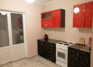 Продаю однокомнатную квартиру, 38 м2, Воронеж, улица Артамонова, 34/8, ЖК Лазурный