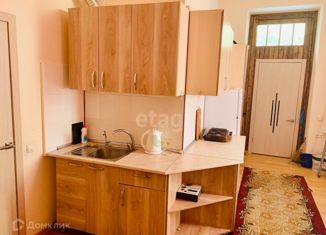 Продаю 1-ком. квартиру, 24 м2, Симферополь, улица Козлова, 17, Центральный район