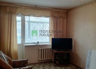 Двухкомнатная квартира на продажу, 60 м2, Ростовская область, улица Кирова, 67