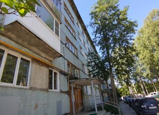 Продается двухкомнатная квартира, 43.9 м2, Вологодская область, улица Панкратова, 88А