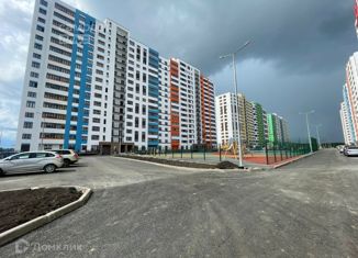Продам 2-комнатную квартиру, 39 м2, Уфа, ЖК 8 Марта, улица Асхата Мирзагитова, 8