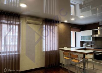 Продам 3-комнатную квартиру, 113 м2, Нижний Новгород, улица Гоголя, 41Б, улица Гоголя