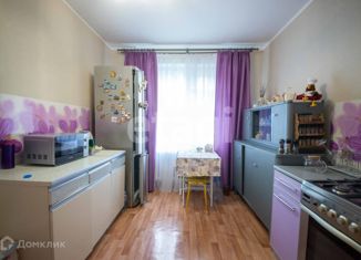 Продается 2-ком. квартира, 51 м2, Тульская область, улица Пузакова, 64