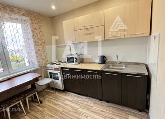 Продается 1-ком. квартира, 32.9 м2, Челябинск, Комсомольский проспект, 109