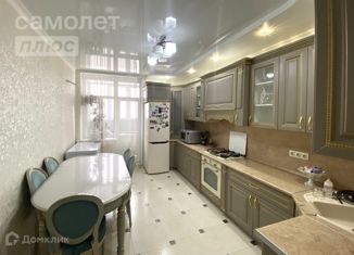 Продажа 4-ком. квартиры, 104 м2, Ставрополь, улица Тухачевского, 27/4, микрорайон Перспективный