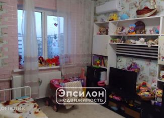 Продажа 4-ком. квартиры, 70 м2, Курская область, проспект Дружбы, 9