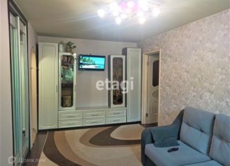 Продаю 2-комнатную квартиру, 46 м2, Покров, Школьный проезд, 1