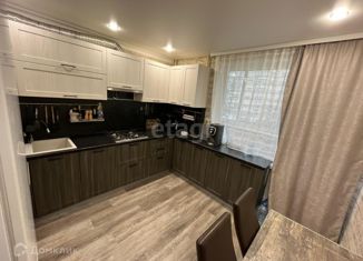 Продам двухкомнатную квартиру, 53.1 м2, Череповец, улица Наседкина, 17