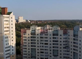 Продаю 1-ком. квартиру, 41 м2, Белгород, улица Губкина, 16А