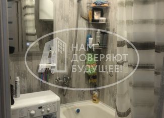 Продаю комнату, 44.8 м2, Губаха, улица Космонавтов, 3