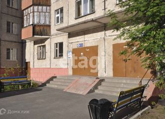 Продаю 2-комнатную квартиру, 52.9 м2, Тюменская область, Комсомольский проспект, 46