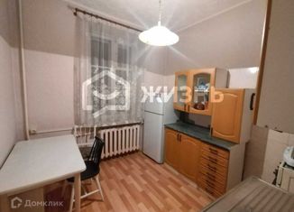 Продажа 2-ком. квартиры, 46 м2, Екатеринбург, улица Саввы Белых, 14, улица Саввы Белых