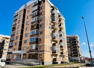 Продам 3-комнатную квартиру, 90 м2, Краснодар, улица Героя Хабибуллина, 11, ЖК Лиговский