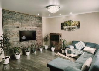 Продается таунхаус, 140 м2, деревня Байрак, Заливная улица, 13