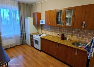 Сдается 1-комнатная квартира, 38 м2, Новосибирск, улица Галущака, 2, метро Красный проспект