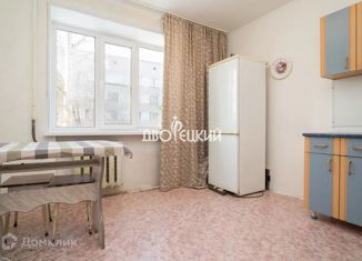 Продается 1-комнатная квартира, 28 м2, Челябинск, улица Танкистов, 193А, Тракторозаводский район