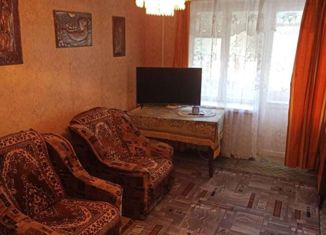 Продам 3-комнатную квартиру, 56.7 м2, Красноперекопск, улица Толбухина, 8