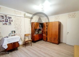 Продаю 3-комнатную квартиру, 65 м2, поселок городского типа Новомихайловский, Пионерский переулок, 5