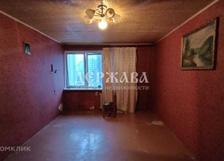 Продам 2-комнатную квартиру, 45.9 м2, Белгородская область, микрорайон Макаренко, 1