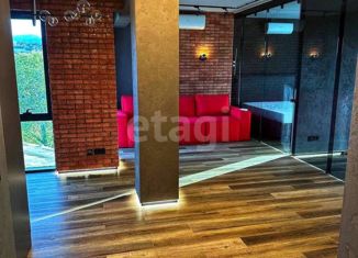 Продается 3-комнатная квартира, 65 м2, Сочи, Дагомысская улица, 27, микрорайон Больничный Городок