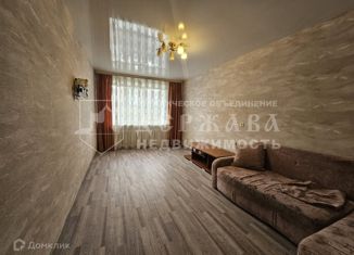 Продажа 2-ком. квартиры, 47 м2, Кемерово, проспект Шахтёров, 36