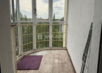 Продам 3-комнатную квартиру, 100 м2, Стерлитамак, улица Худайбердина, 150Б