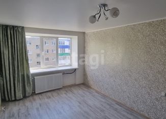 Продаю 4-ком. квартиру, 60.8 м2, Дюртюли, улица Василия Горшкова, 17