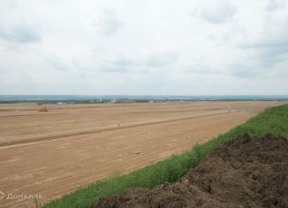 Продаю участок, 100 сот., село Знаменское, Строительная улица