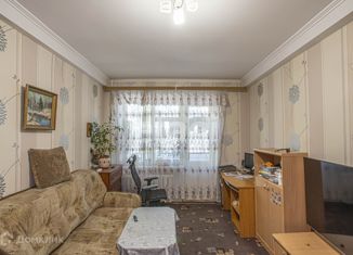 Продаю 3-комнатную квартиру, 61.9 м2, Инкерман, улица Менжинского, 18