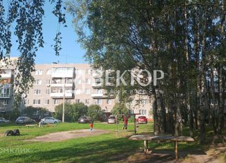 Продам 3-комнатную квартиру, 62.7 м2, Ярославль, Заволжский район, улица Космонавтов, 12