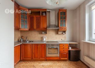 Аренда 3-комнатной квартиры, 72 м2, Москва, улица Раменки, 11к3, метро Раменки