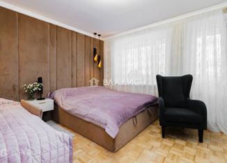 Продается 3-ком. квартира, 57.81 м2, Санкт-Петербург, проспект Художников, 5к1, метро Озерки