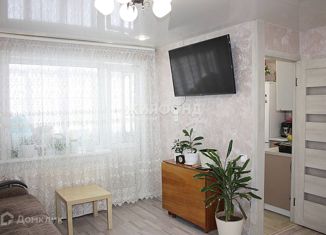 Продается 2-комнатная квартира, 42.6 м2, Новосибирск, улица Немировича-Данченко, 18
