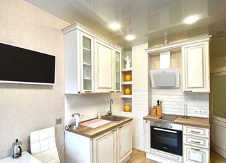 Продам 1-ком. квартиру, 40 м2, Краснодар, улица имени 40-летия Победы, 178к4, ЖК Флотилия