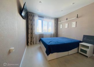 Продаю трехкомнатную квартиру, 43.1 м2, Уфа, улица Архитектора Калимуллина, 1, ЖК Яркий