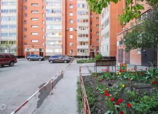 Продажа 3-комнатной квартиры, 74.2 м2, Барнаул, Железнодорожный район, Привокзальная улица, 7