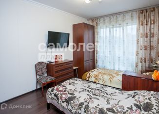 Продаю 3-ком. квартиру, 75 м2, Кемерово, проспект Химиков, 34к1