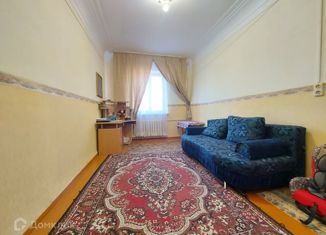 Продается трехкомнатная квартира, 64.3 м2, село Серафимовский, улица Гафури, 10