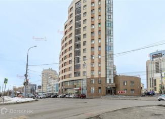 Трехкомнатная квартира на продажу, 145 м2, Свердловская область, улица Николая Никонова, 4