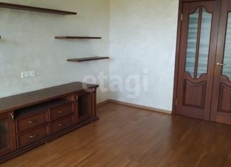 Продается трехкомнатная квартира, 81.4 м2, Киров, улица Мира, 39