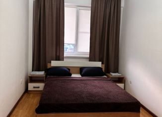 Сдам 3-ком. квартиру, 75 м2, Махачкала, проезд Гаджимагомедова, 5к4