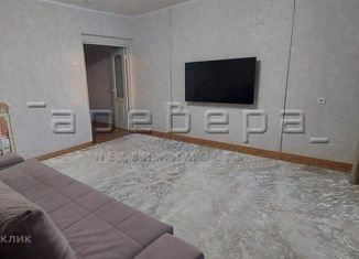 Продается 2-комнатная квартира, 69.2 м2, Красноярск, улица Дмитрия Мартынова, 39