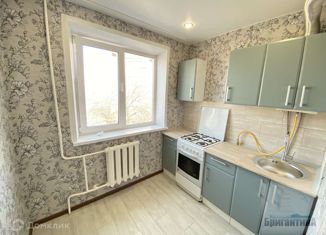 Продам 2-ком. квартиру, 45 м2, Самара, улица Мориса Тореза, 13, метро Гагаринская