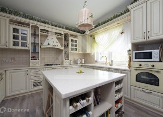 Сдаю дом, 185 м2, посёлок Марьино, улица Николая Клюева, 52